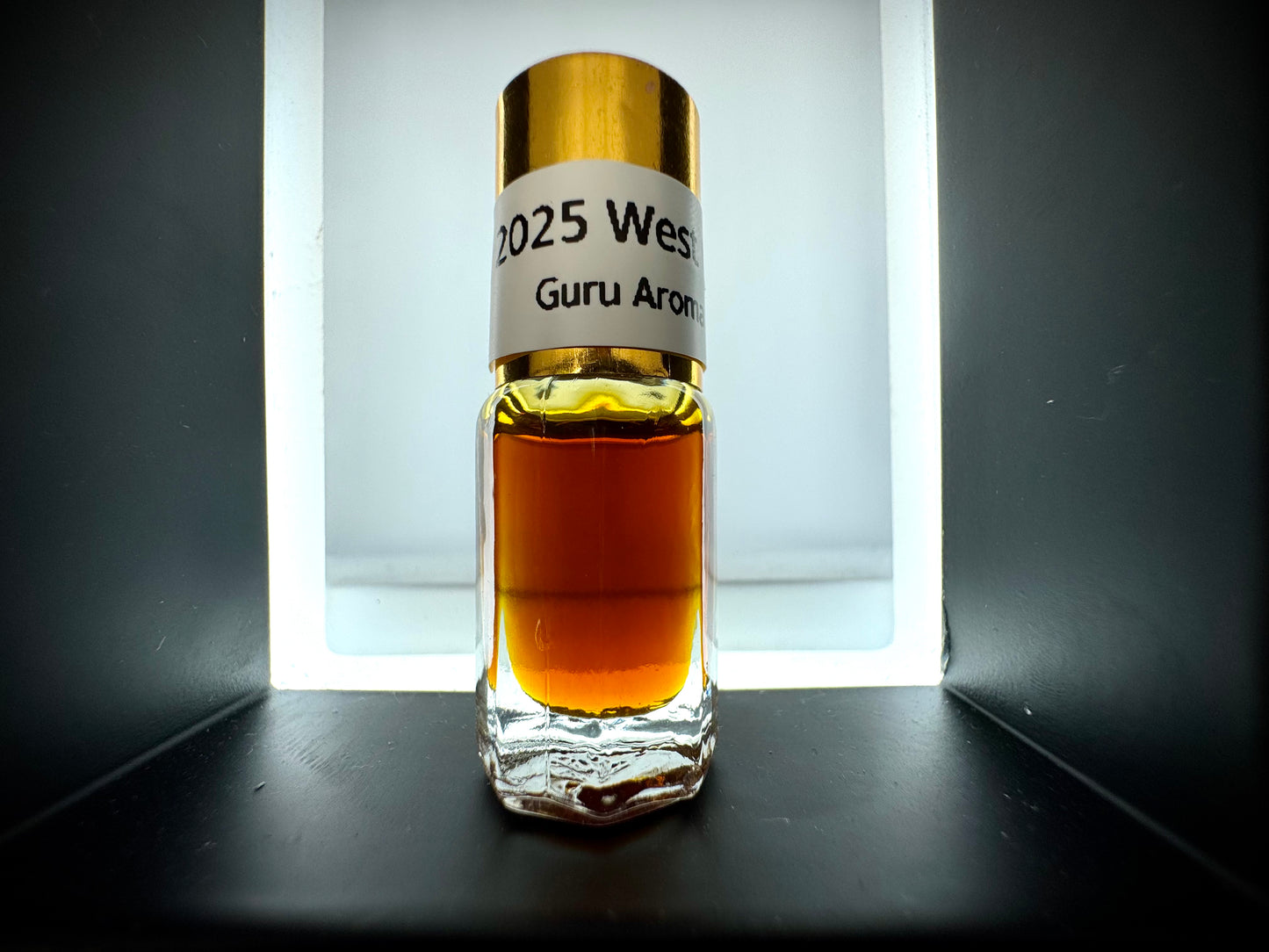2025 West Malay Oud
